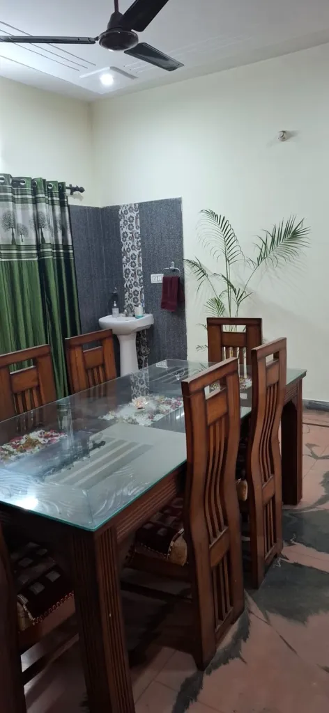 6BHK Independent Floor For Sale